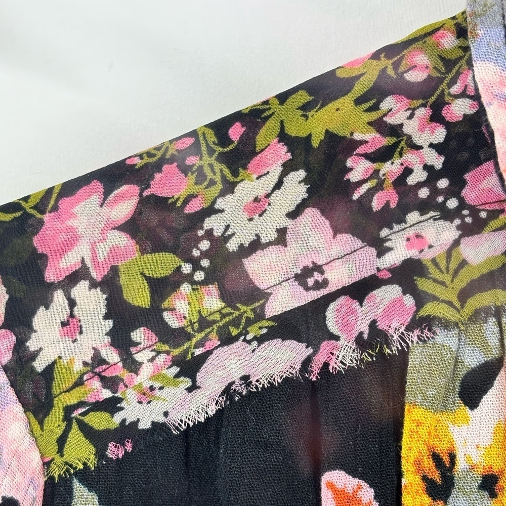 Free People Hold On To Me Black Floral Print Blouse Boho Raw Seam Size XS - Picture 10 of 14
